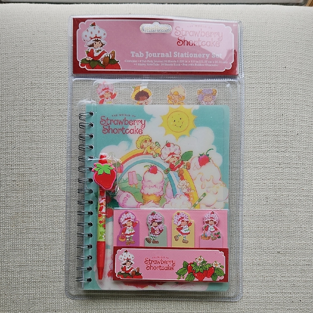 STRAWBERRY SHORTCAKE STATIONERY SET